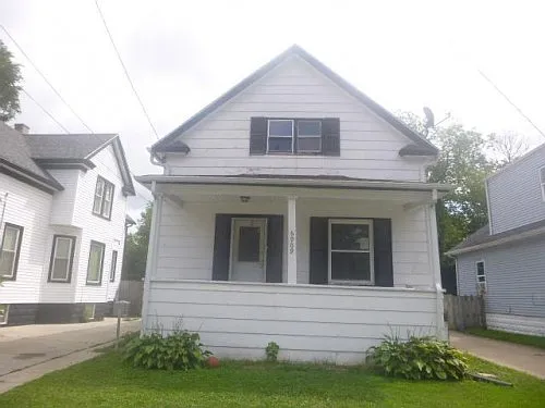 6909 13th Ave photo 1