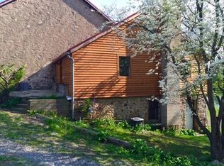 131 Hopewell Rd, Elverson, PA 19520