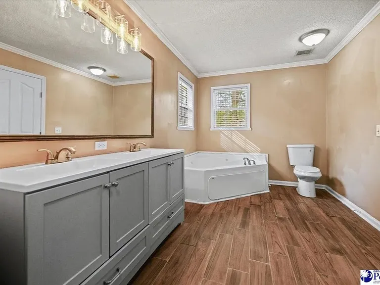 3016 Greystone Cir #MAIN — Photo 9