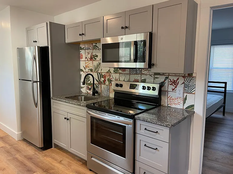 67 Oak St — Photo 10