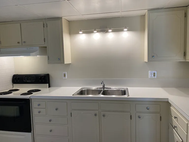 23-25 Maple Ave #25A — Photo 7