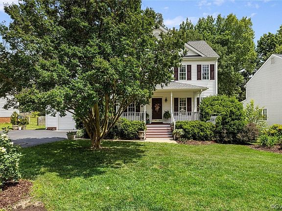 2nd image of 2937 Appleford Dr