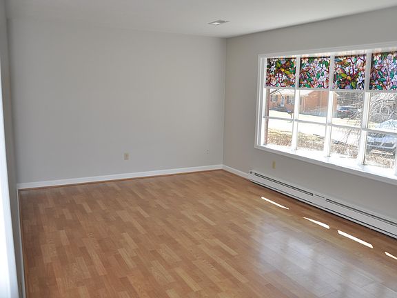 3rd image of 205 Common Wealth Ave