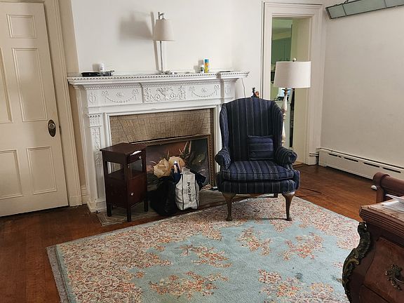 2nd image of 1209 East Ave APT 4