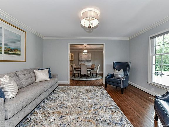 5th image of 3217 Elstree Dr