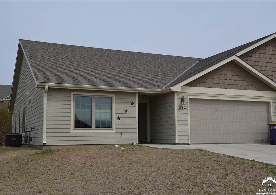 1st image of 512 Highland Grove Dr