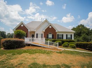 8560 Jot Em Down Rd, Gainesville, GA 30506