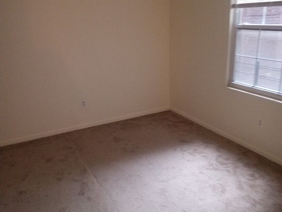 5th image of 203 Tonnele Ave