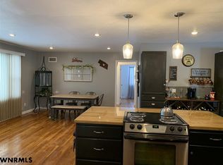 1550 R St, Gering, NE 69341