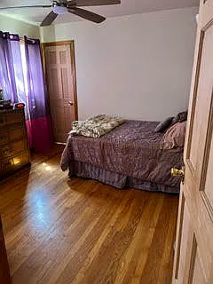 E 86th Pl — Photo 9