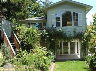 1565 Tamarack St, Florence, OR 97439