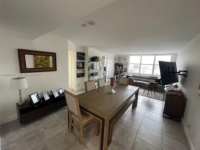 8800 SW 123rd Ct #J105 — Photo 2