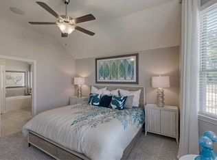 6427 Hunters Trace Ln, Baytown, TX 77521