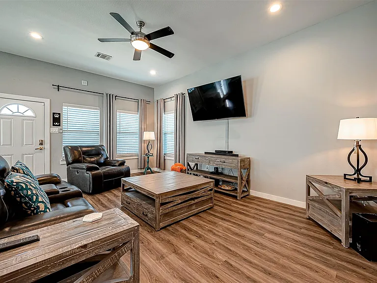 108 Bay Oaks Dr — Photo 12