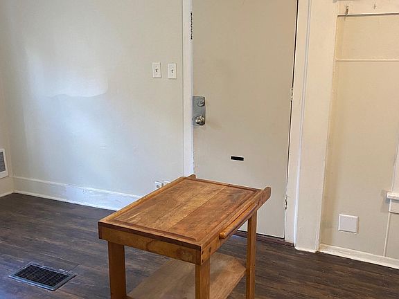4th image of 111 Stutsman St APT 6