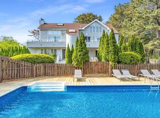 (Undisclosed Address), Southampton, NY 11968