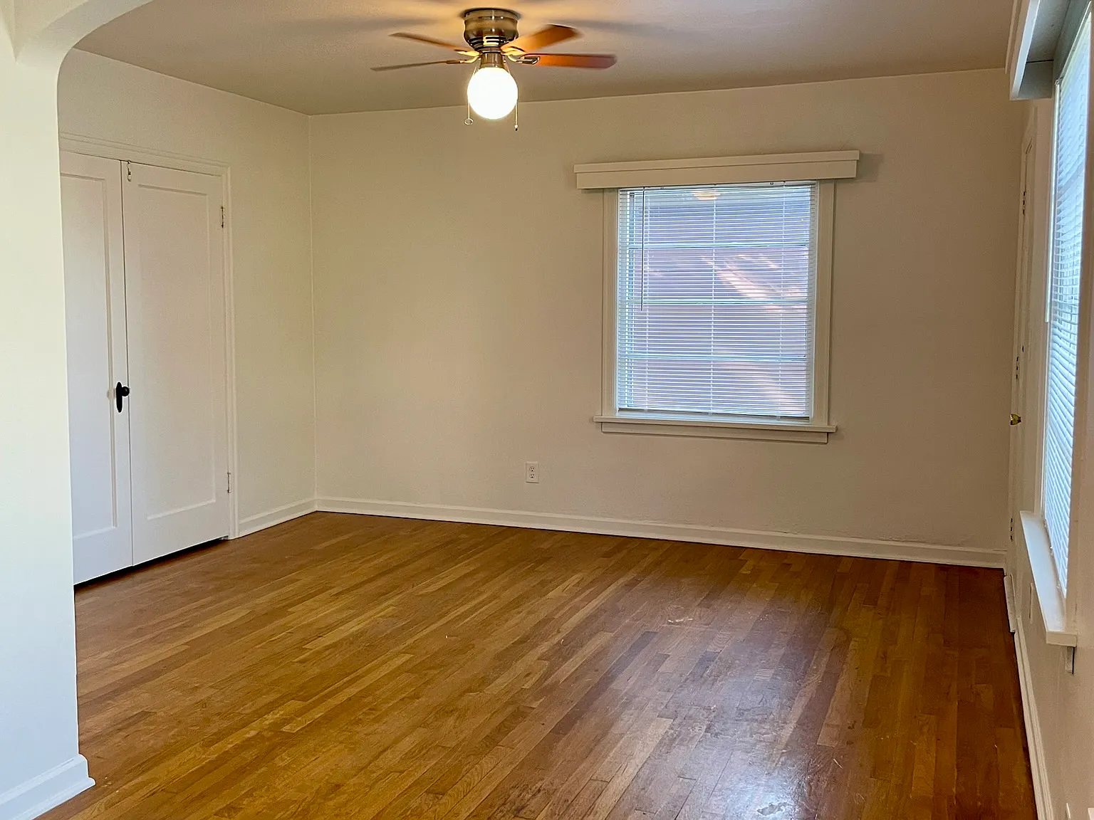 1 bed, 660 sqft, $1,145 — Photo 2