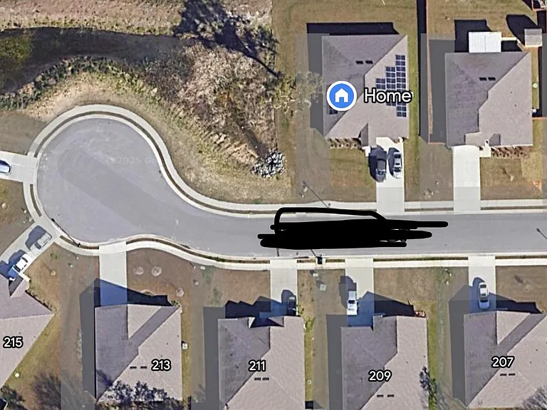 Hawthorne Dr — Photo 14