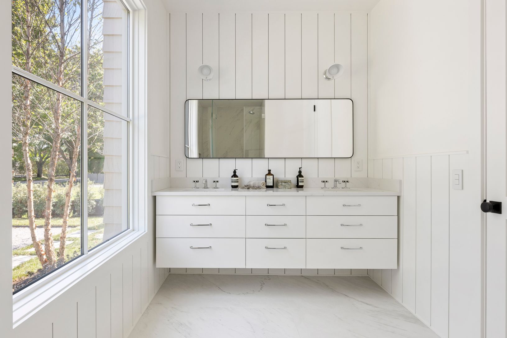 Jr. Primary En Suite Bath