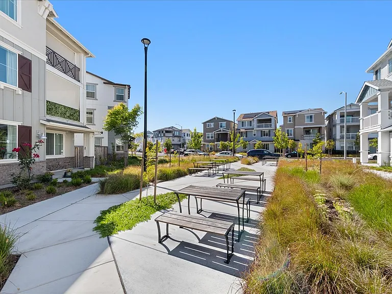 37408 Watersail Way — Photo 44