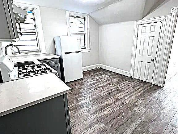 2nd image of 87 Rosa Parks Blvd