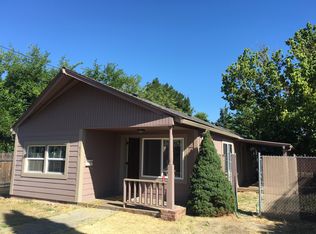 527 Bush St, Central Pt, OR 97502