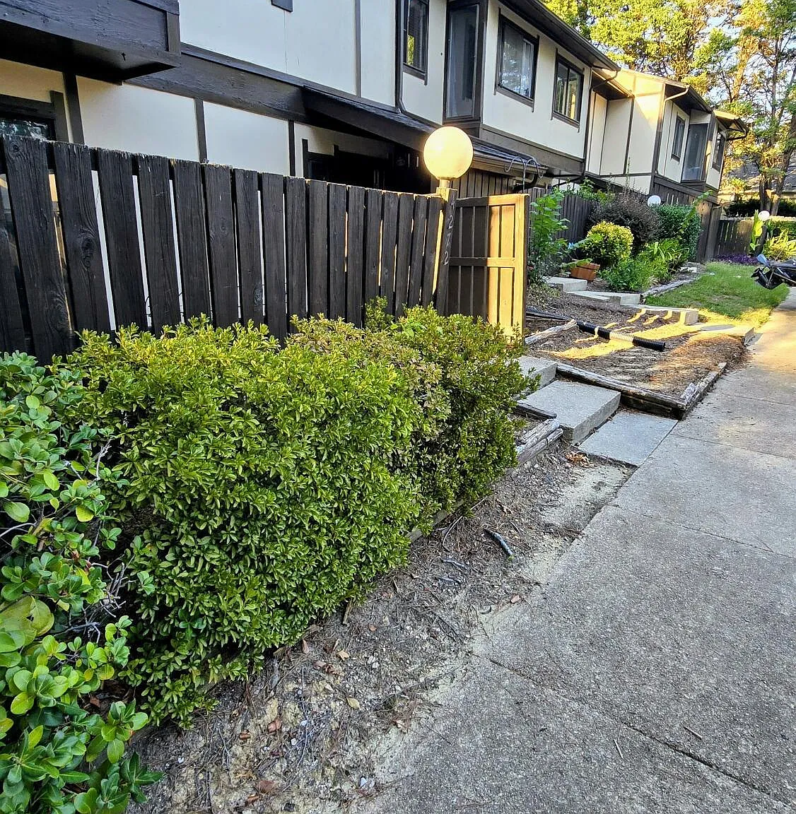 3 bed, 2.5 bath, $1,295 — Photo 1