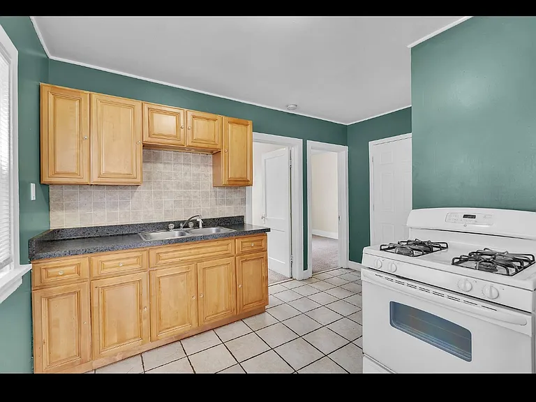 497 Hinman Ave #1 — Photo 4