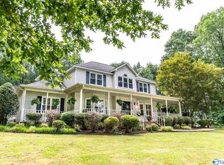 43 Cherry Wood Rd, Hartselle, AL 35640