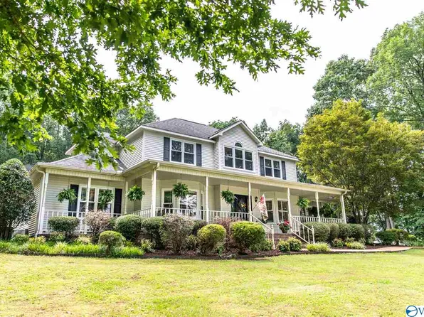 43 Cherry Wood Rd, Hartselle, AL 35640