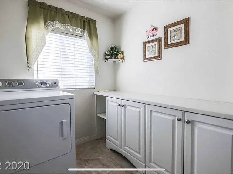 3462 Myrtle Ave — Photo 13