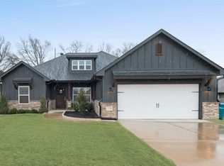 723 Nolan Dr, Sherman, TX 75092