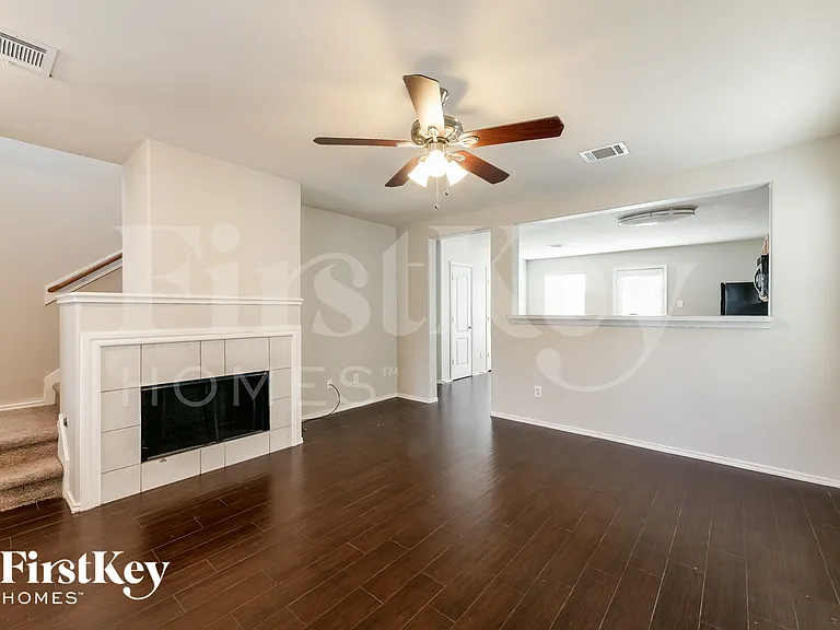 29635 Evergreen Hills Dr — Photo 3
