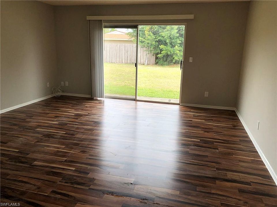 1st image of 1920 W Lakeview Blvd APT 5