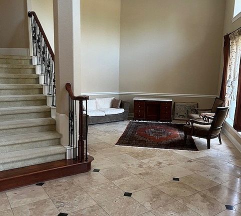 3rd image of 3237 Bay Hill Ln