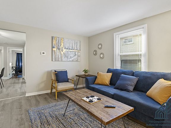 3rd image of 1540 Abbott Rd APT 3