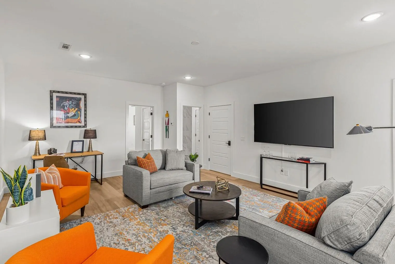 1 bed, 1.0 bath, 990 sqft, $1,337 — Photo 4