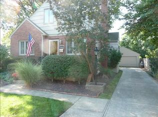 359 Garden Rd, Columbus, OH 43214