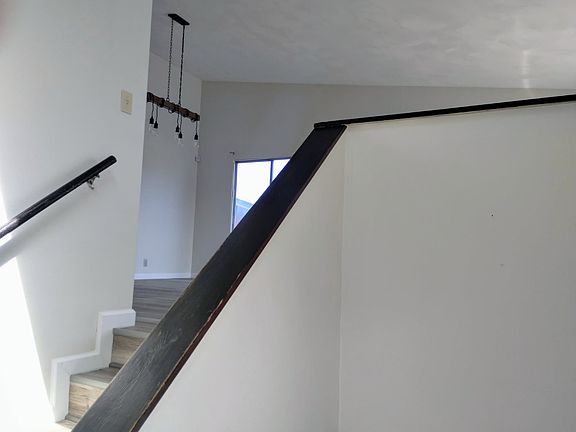 foyer to upper level