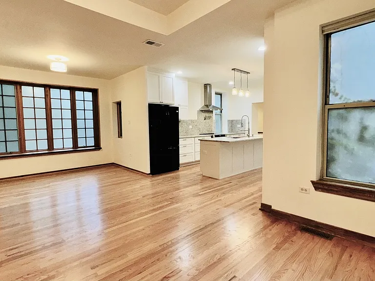 6128 S Kenwood Ave — Photo 6