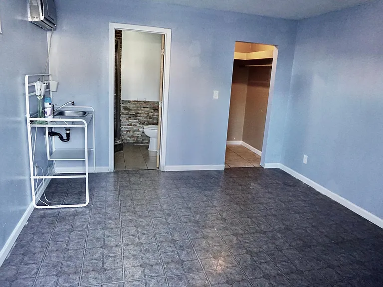 9424 Rose St #B — Photo 2