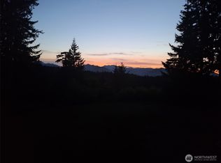 10154 Merlins Ln NW, Bremerton, WA 98312