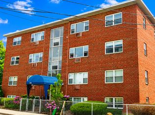225 Baker St APT 44, West Roxbury, MA 02132