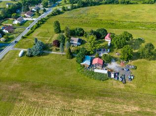 1112 W Bridge St, Spring City, PA 19475