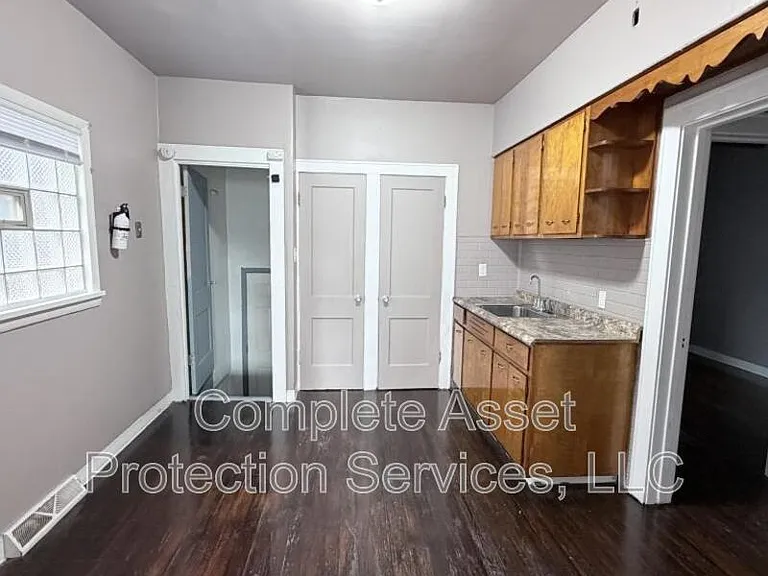 3716 Delaware St — Photo 10