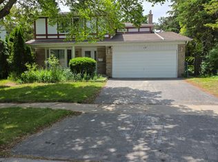 15 Pipers Green Ave #BASEMENT, Toronto, ON