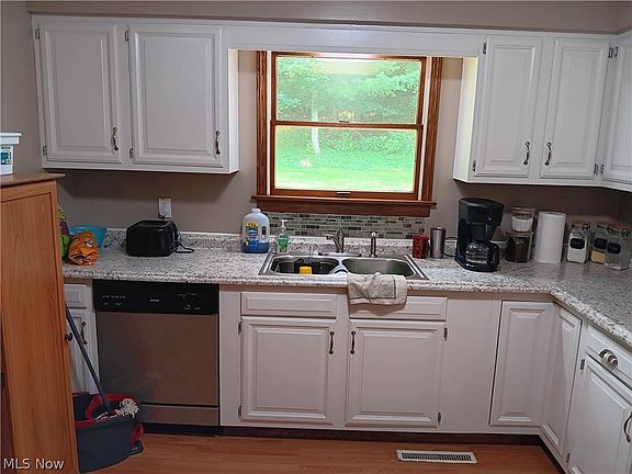 4th image of 12670 Long St