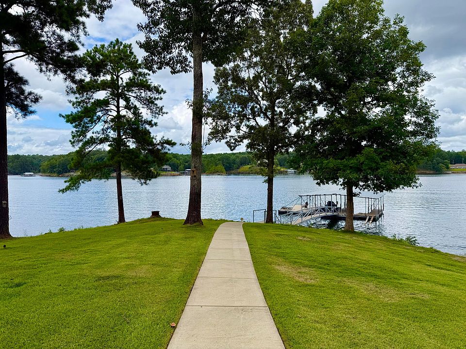 2nd image of 631 County Road 3986