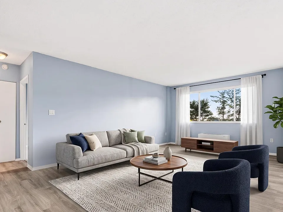 2059 Huntington Ave #311