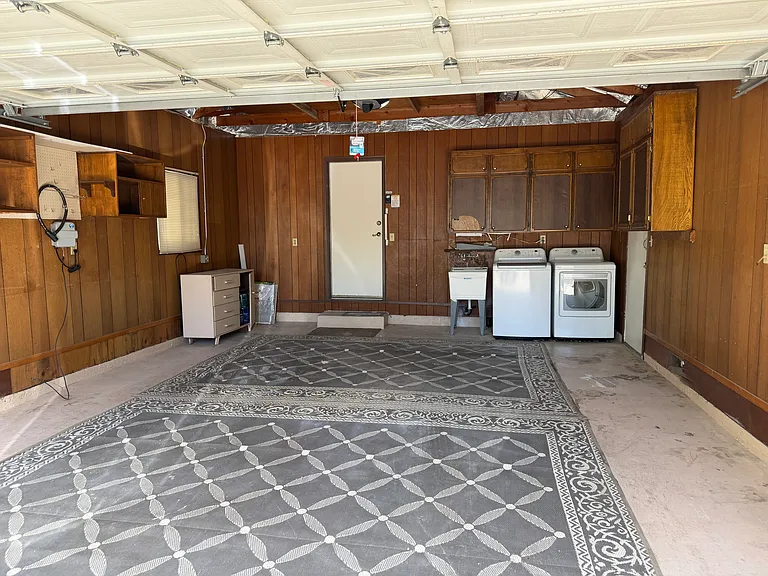 1484 E Sample Ave — Photo 20
